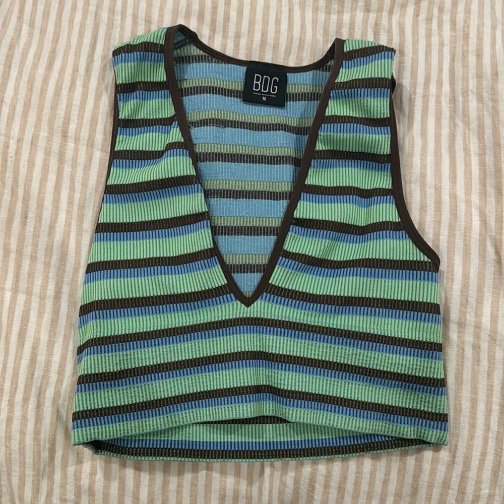 bdg urban outfitters crop top